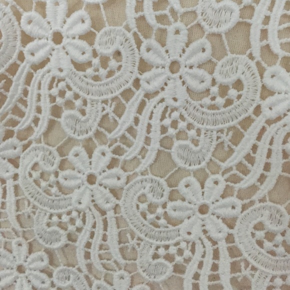 Zara white lace mini skirt - Picture 4 of 4