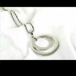 Women's necklace sliver --BRAND-NEW