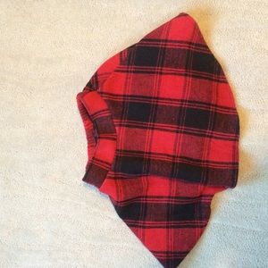 Red and black wool short skirt.