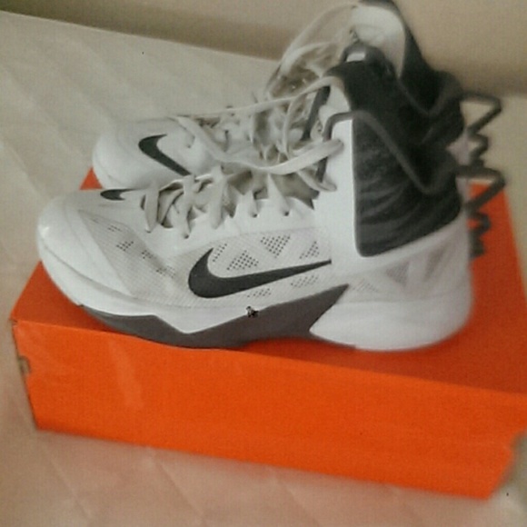 Nike Hyperfuse 2013 - Picture 2 of 4