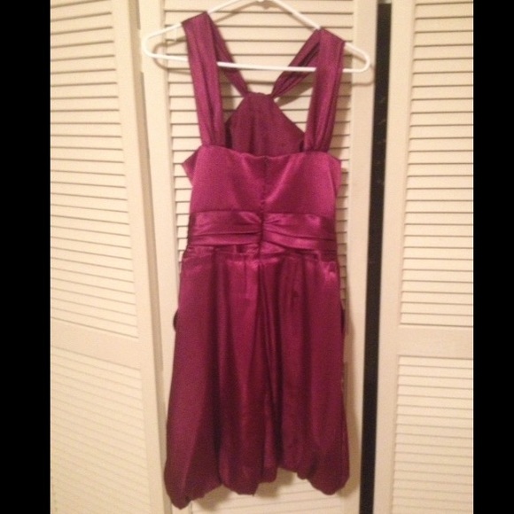 Short Halter David's Bridal Dress - Picture 2 of 3