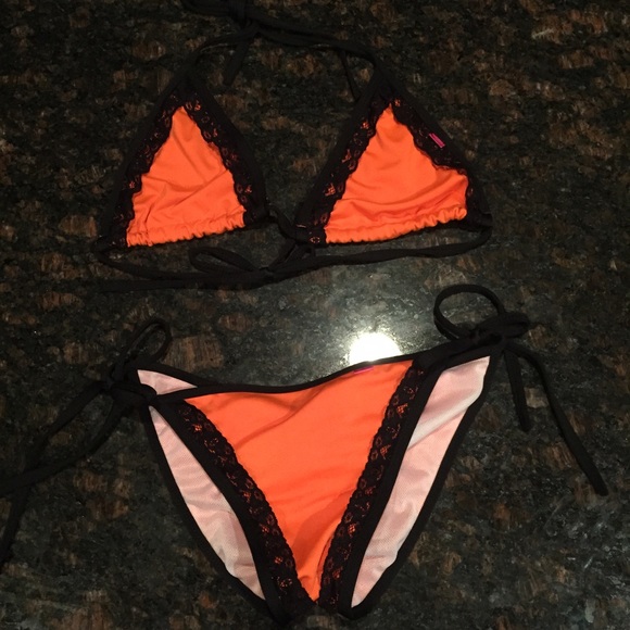 👙NWOT bathing suit