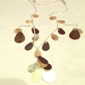 Mother of pearl necklace gift set