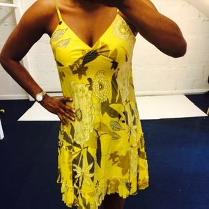 Host Pick - 🎉🎉🎉Cotton printed dress- yellow