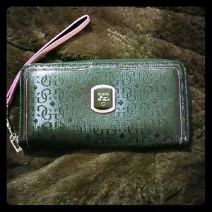 Guess wallet