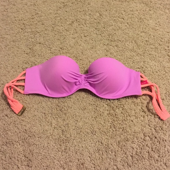 Victoria's Secret bathing suit top - Picture 1 of 2