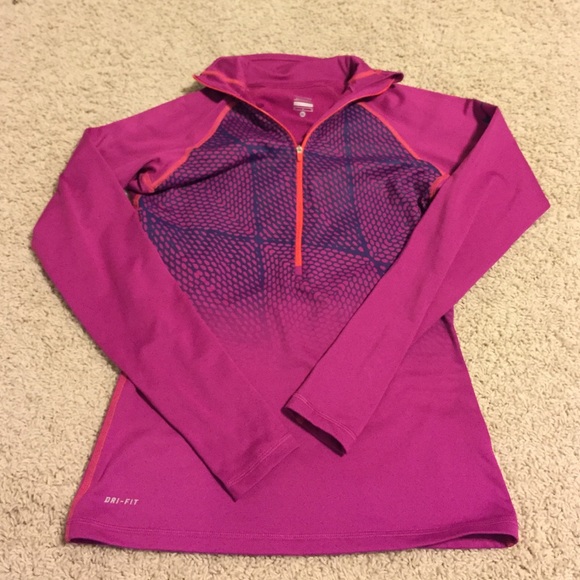Nike pullover