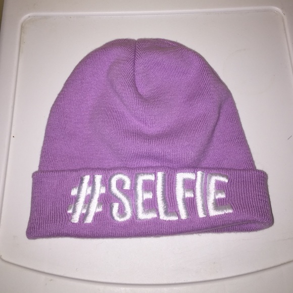Claire's Purple "#Selfie" beanie hat
