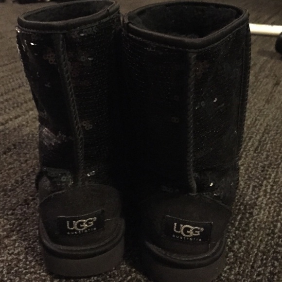 UGG black sequin size 8