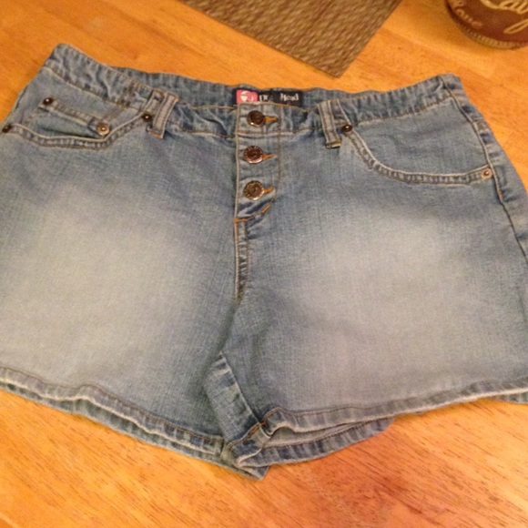 Shorts/Duck🐤Head - Picture 4 of 4