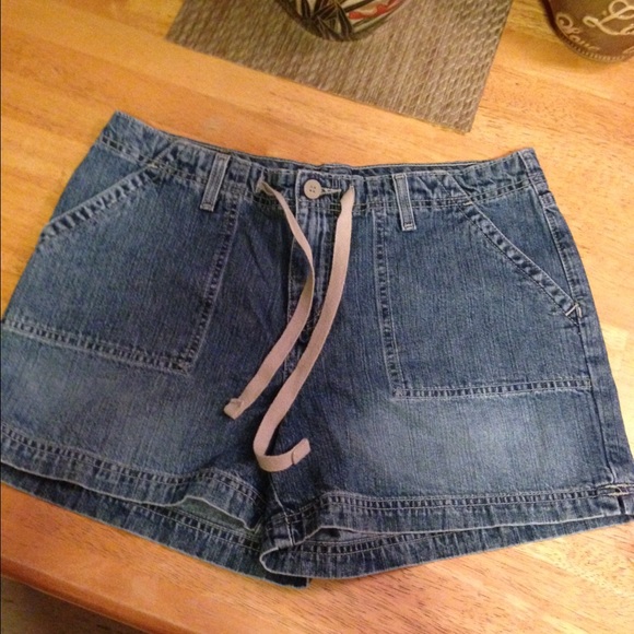 Drawstring Shorts - Picture 3 of 4
