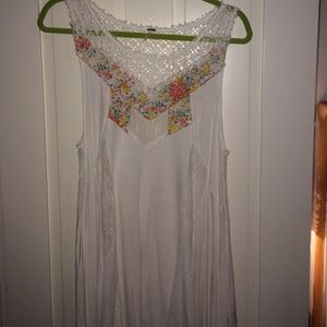 Beautiful white free people dress.
