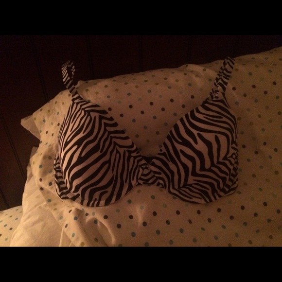 Zebra bra
