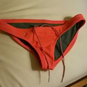 Jolyn lava scoop bottoms