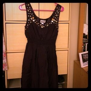 Parealla Jewled neckline dress