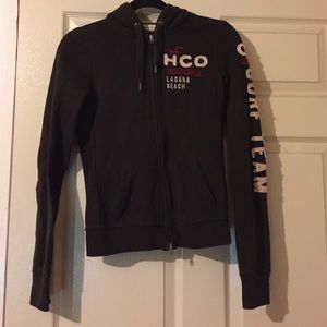 Hollister Hoodie in Dark Brown