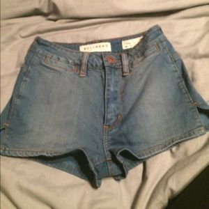 High wasted denim short