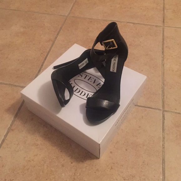 Steve Madden heels
