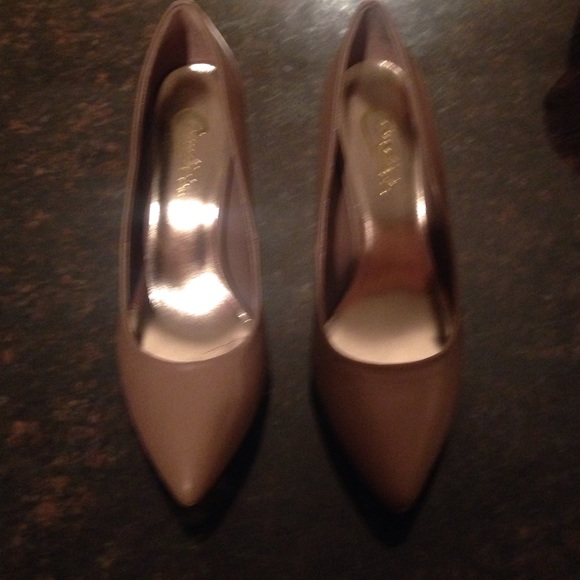 Beige Candies 3 1/2" heels