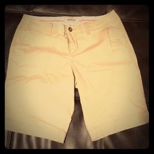 NWOT - OLD NAVY - Khaki Perfect Bermuda Shorts