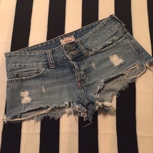 Hollister cut off shorts