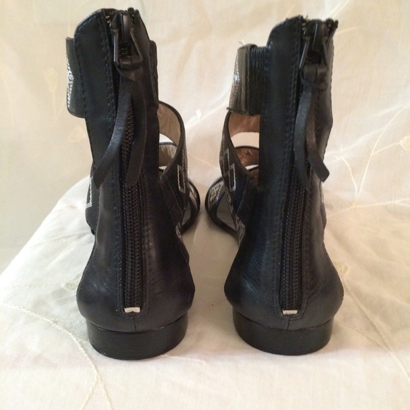 ❌❌SOLD❌❌ - Picture 3 of 4