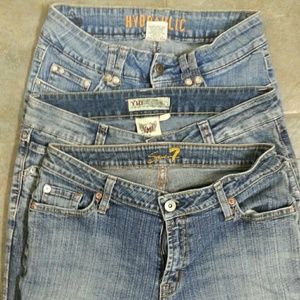 3 pairs of jeans