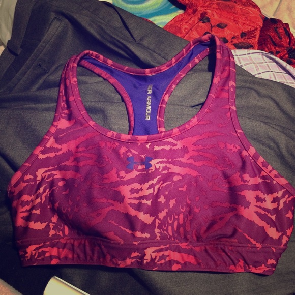 Under armor sports bra