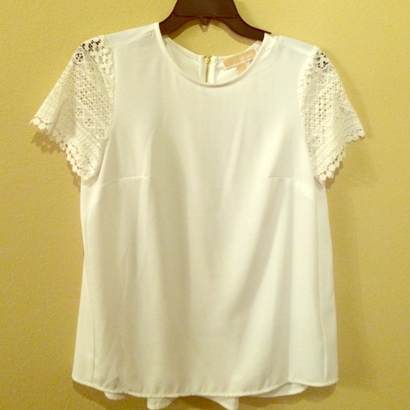 MICHAEL KORS Lace Sleeve Top