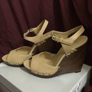 NWOT Jessica Simpson Wedges