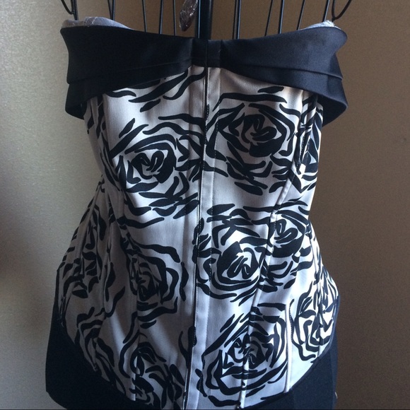 Tube/corset top