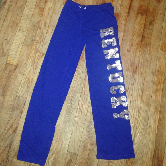 Kentucky sweatpants!