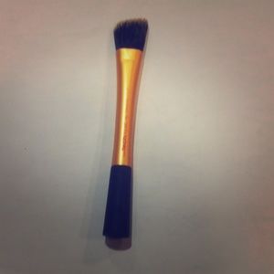 Foundation brush