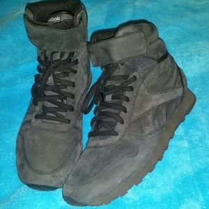 Men's Size 11 sneakers