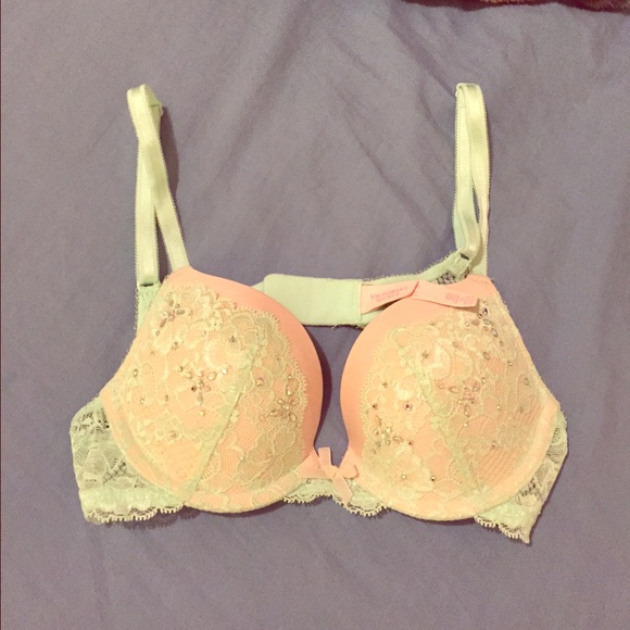 Victoria's Secret Bra