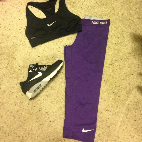 purple Nike workout pants