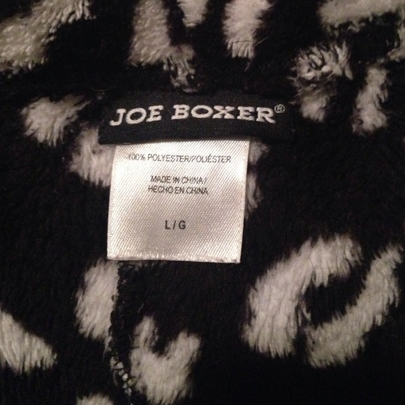 Shorts - Picture 2 of 2