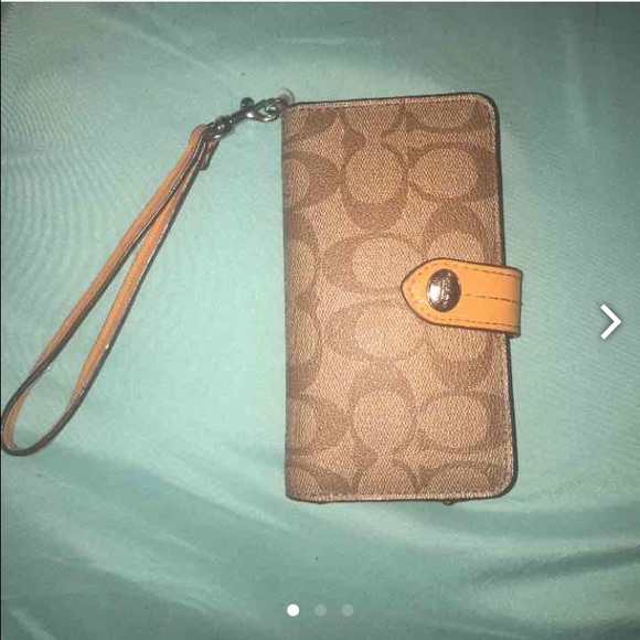 Coach WRISTLET - Picture 1 of 3