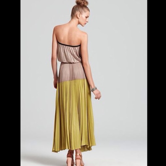 BCBG Lylian Strapless