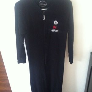 Mickey onsie! 📢 BOGO buy 1 get 1 50% off