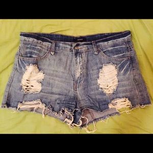Forever 21 • Boyfriend Fit Shorts