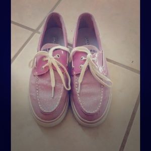 SALE! Sperry glittered pink shoes!