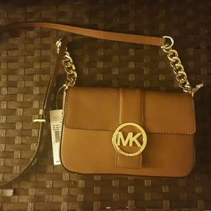 ❌pending sale❌Michael Kors Fulton Small Messenger