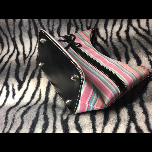Colorful Handbag! - Picture 3 of 4