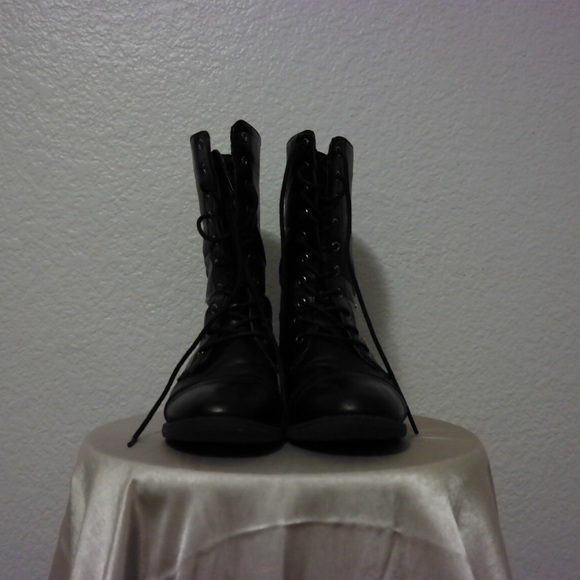 Black boots