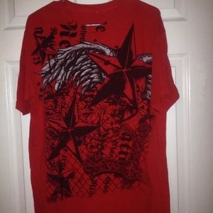 Red graphic Tshirt medium