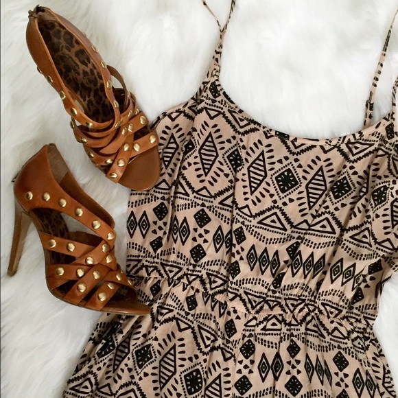 Other - ✨HOST PICK✨Tan Black Aztec Tribal Romper