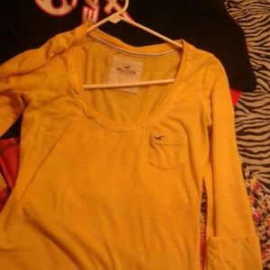 Hollister shirt