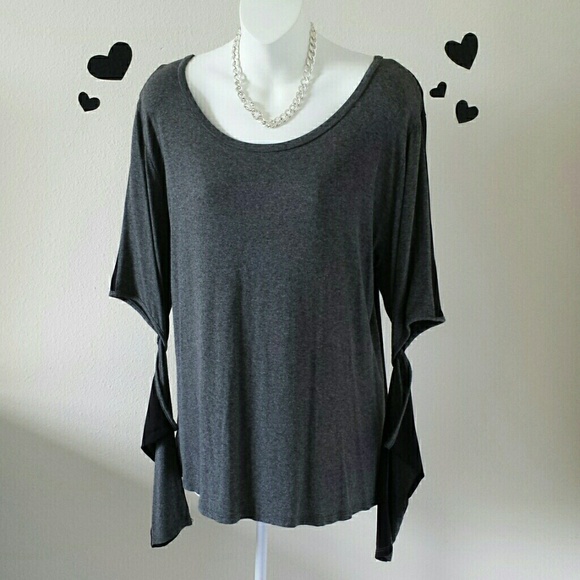 *SOLD* Forever 21 Showoff Cutout Top - Picture 2 of 4