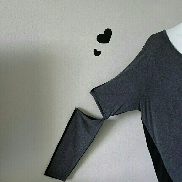 *SOLD* Forever 21 Showoff Cutout Top - Picture 4 of 4